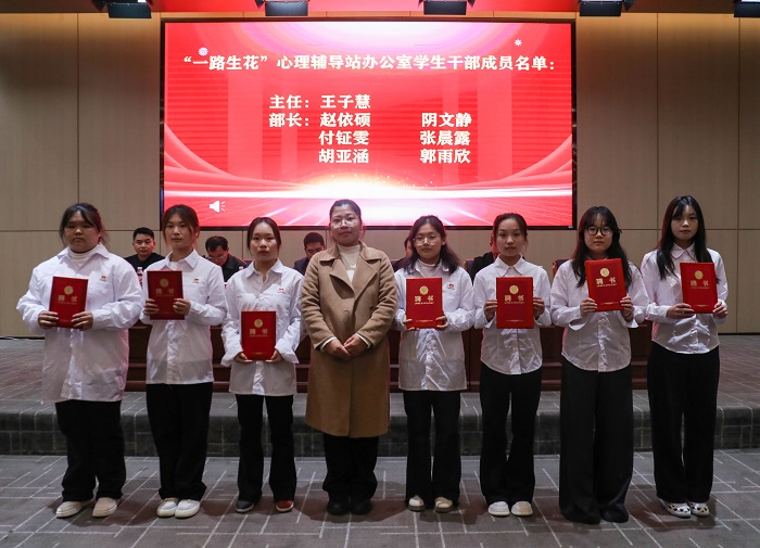 DU3A0016.jpg DU3A0016.jpg