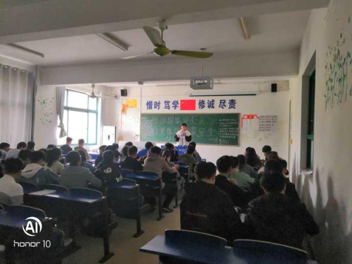 b20b83be830802539f5d23ef0004112c.jpg