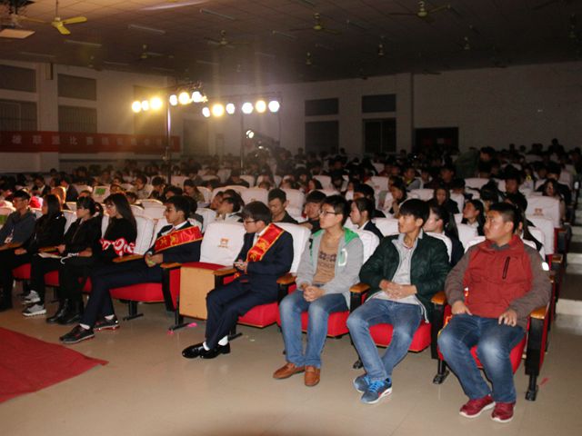 晚会现场 杨静文 (4)_副本.jpg