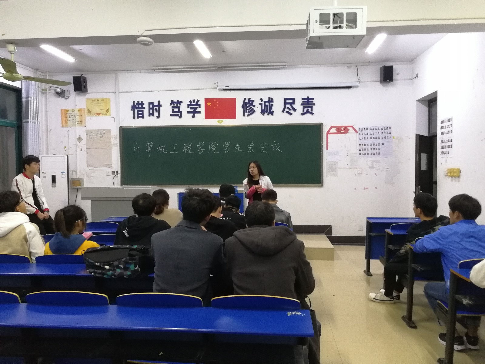 d4f660aca7491104b957eb2d3354ece6.jpg