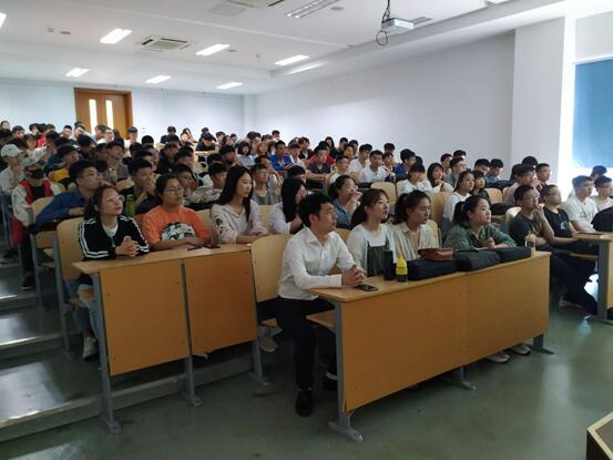 d6df58c59b09a54fafab51563b2274e2.jpg