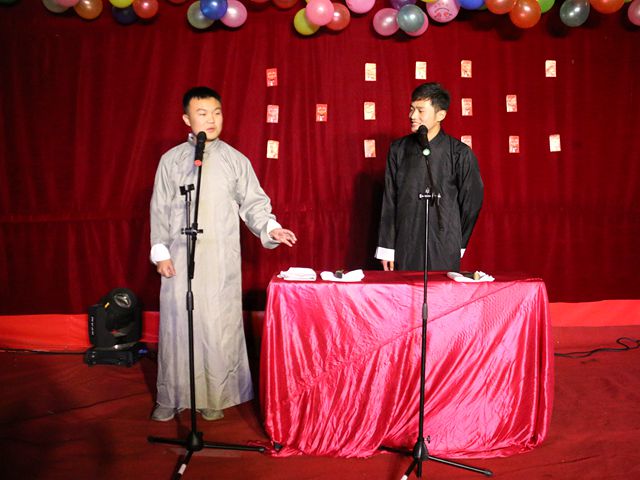 相声 袁忱阳.jpg