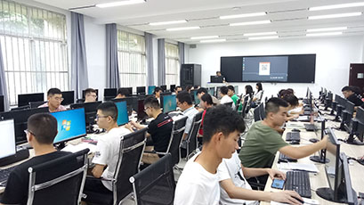 02-H109云计算实验室2.jpg