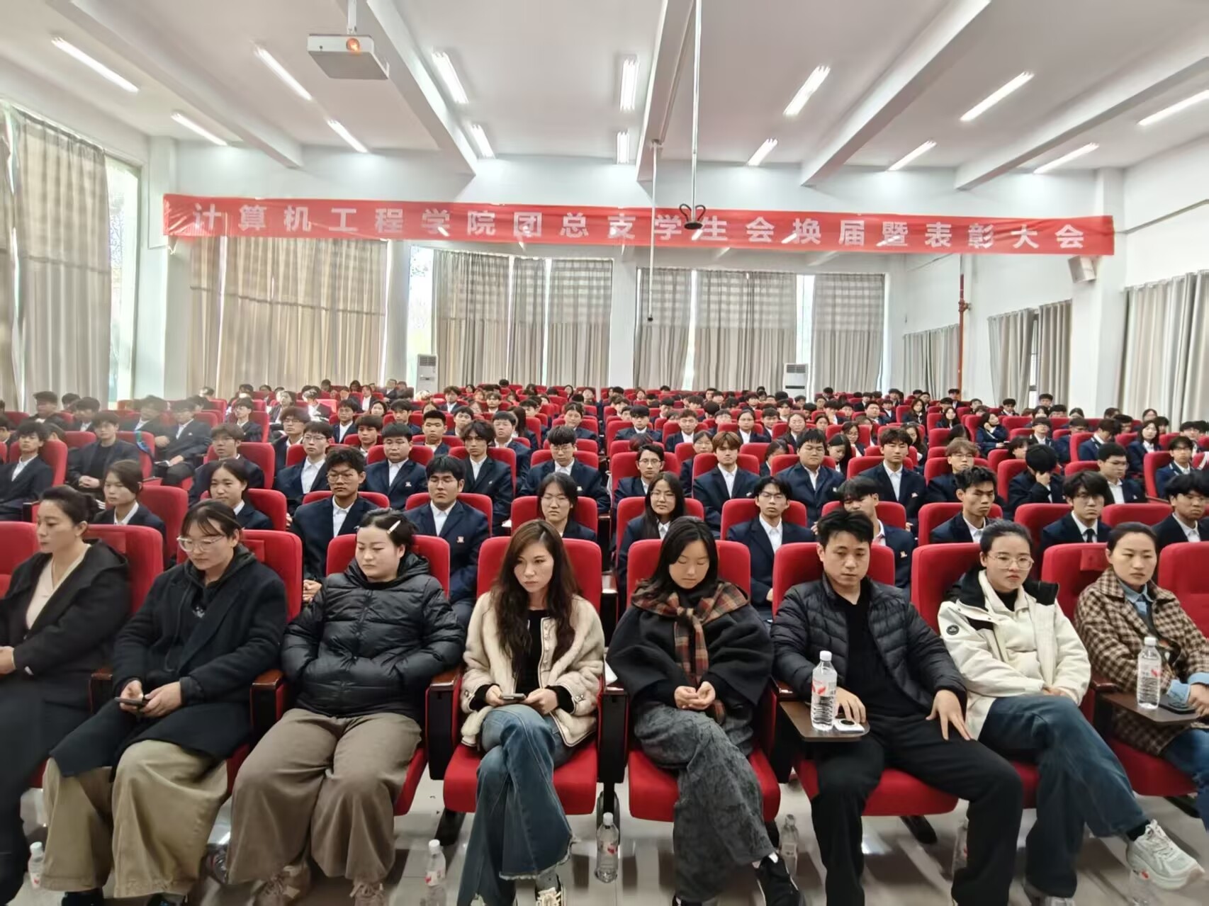 02ED1ED4A3CADF04F021BD2471BB294E.jpg 02ED1ED4A3CADF04F021BD2471BB294E.jpg