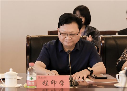 摄影记者钱庆杰 于慧 (3).jpg