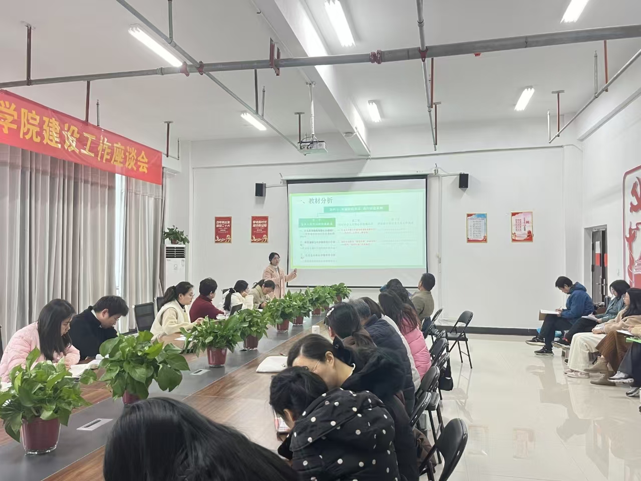 bcb223eefda5fb1411833c41cb19777.jpg