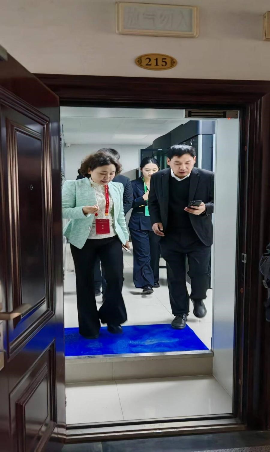 图片6.jpg 图片6.jpg