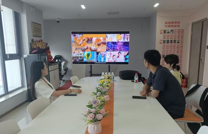 6.27访企调研问需行业 产教协同优化育人——外国语学院师生赴郑州力美奇游乐设备有限公司开展专项调研1.jpg 6.27访企调研问需行业 产教协同优化育人——外国语学院师生赴郑州力美奇游乐设备有限公司开展专项调研1.jpg