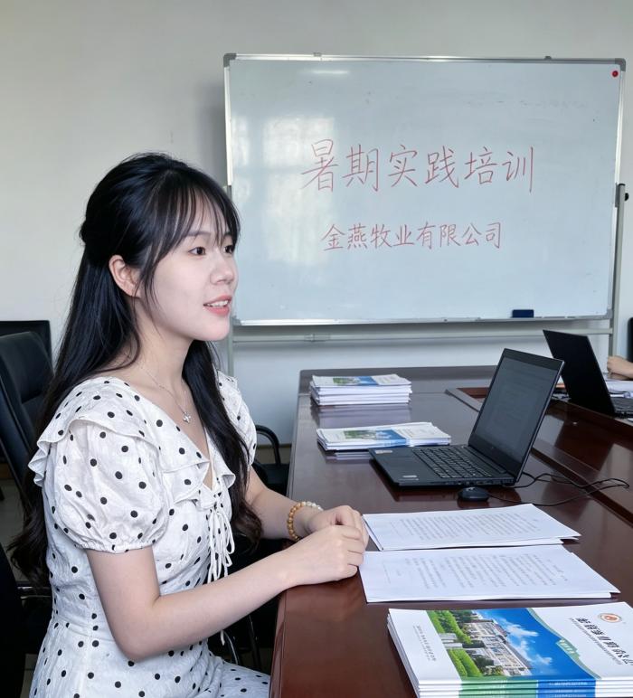 2026.8.26商务英语教研室教师暑期赴企实践——深化产教融合育人2.jpg