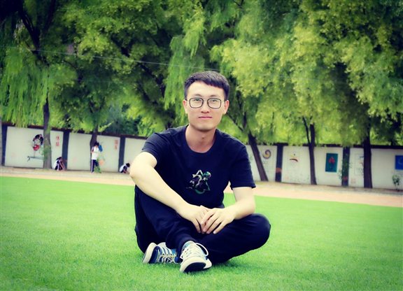 C:UsersAdministratorDesktop新建文件夹“河南省高校毕业生基层就业卓越奖”推荐人员 商丘学院 闫旭东生活照 商丘学院  闫旭东.jpg