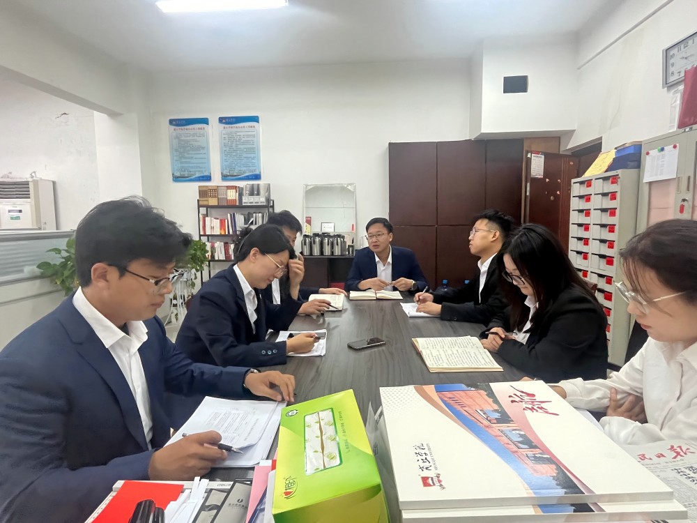 部门例会1(1).jpg