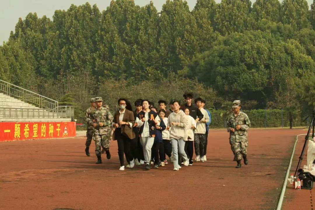 图片 2.jpg