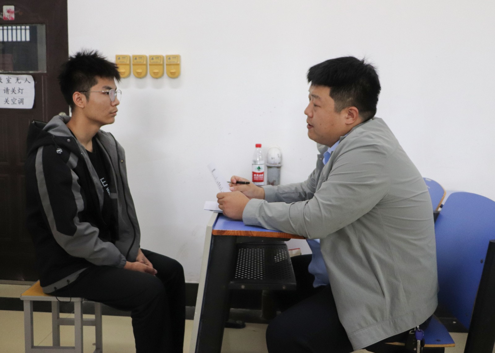 摄影记者李洁6.jpg