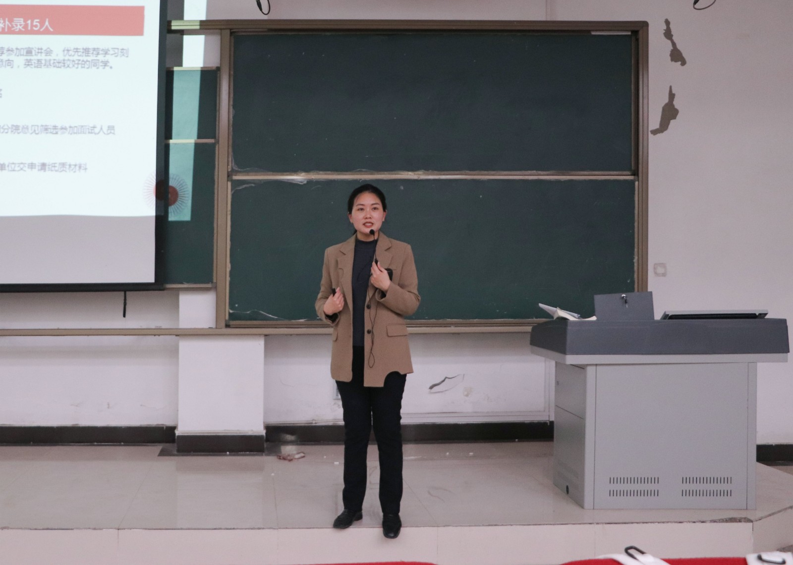 摄影记者高鹏林 李洁 李豫 (2).JPG