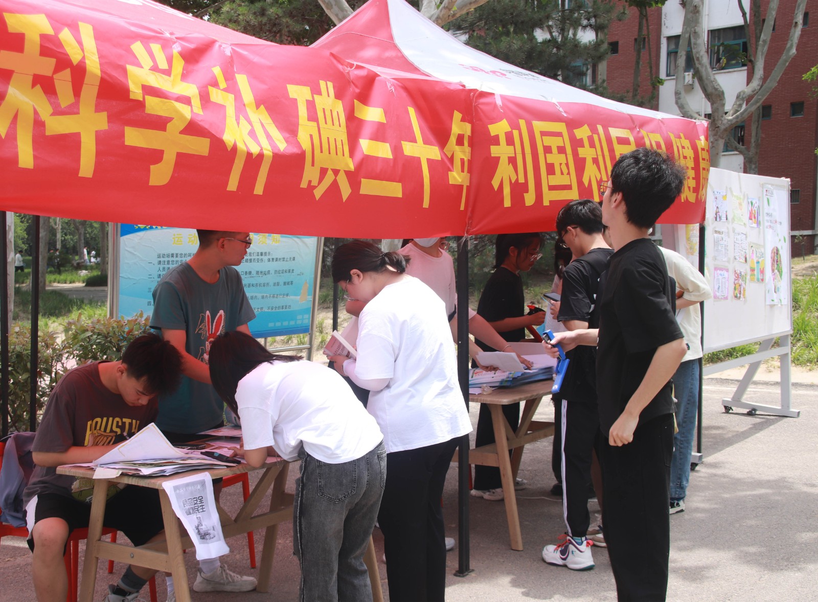 摄影记者原洪帅 杨晓威 (3).jpg