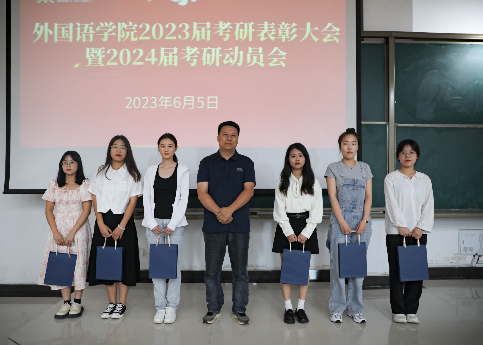 摄影记者李今墨修 (4).jpg