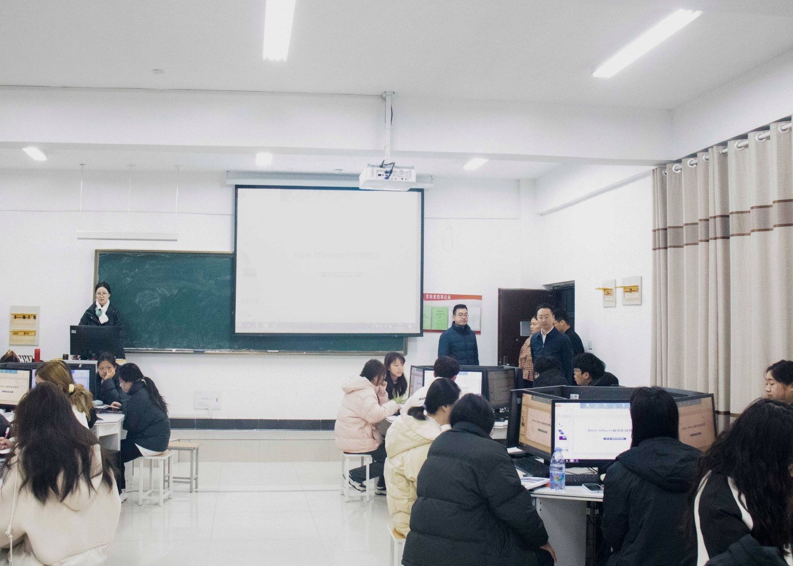 摄影记者刘守婷 (9).jpg