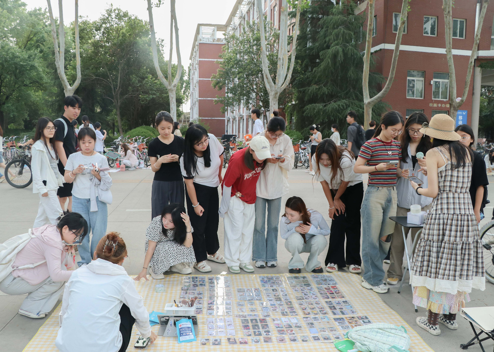 摄影记者张昊智修 (3).jpg